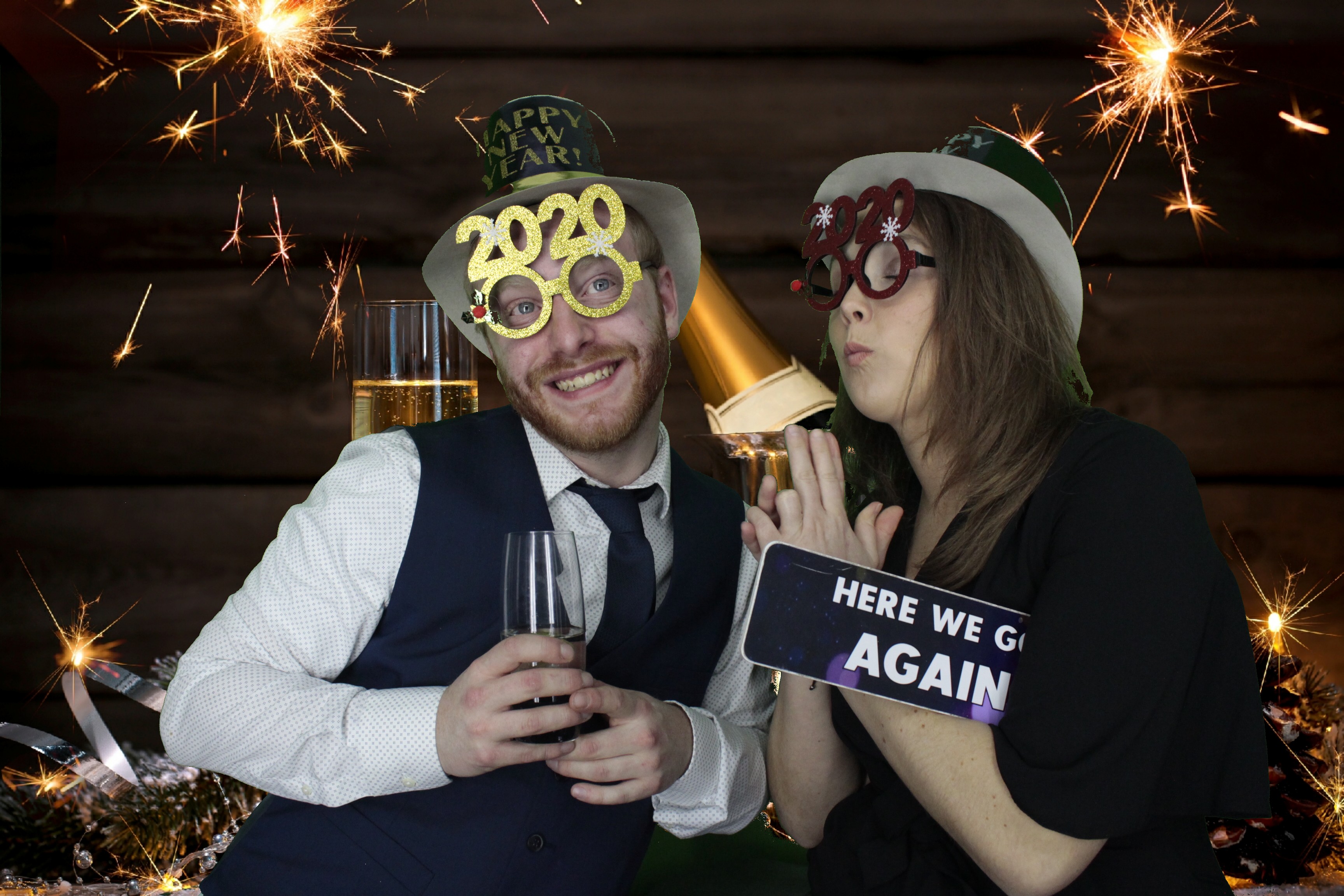 NYE Party | View more photos from the event at gallery.myphotoboothexperience.co.uk/u/MyPhotoBoothExperienceLtd/NYE-Party